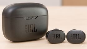 JBL से लेकर OnePlus तक, यहां जानें जुलाई 2024 के बेस्ट नॉइस कैंसिलिंग Earbuds
