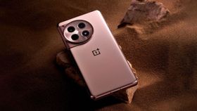 जल्द Sunset Dune कलर में नजर आएगा OnePlus 12R स्मार्टफोन, तीसरा कलर लाने की प्लानिंग में OnePlus जल्द Sunset Dune कलर में नजर आएगा OnePlus 12R स्मार्टफोन, तीसरा कलर लाने की प्लानिंग में OnePlus