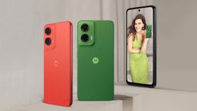 Moto G35 5G भारत में लॉन्च के लिए तैयार, यहां देखें सभी फीचर्स और संभावित कीमत Moto G35 5G भारत में लॉन्च के लिए तैयार, यहां देखें सभी फीचर्स और संभावित कीमत
