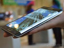 Best Of 2015: Our Pick of 10 Best Looking Smartphones of the Year Best Of 2015: Our Pick of 10 Best Looking Smartphones of the Year