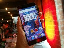 OnePlus 3 vs Samsung Galaxy S7 Edge: 7 Reasons to buy the mid-range Flagship smartphone! 