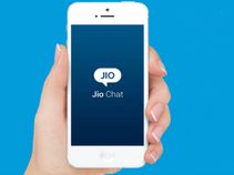 6 Key Differences Between Reliance JioChat, WhatsApp and Facebook Messenger 6 Key Differences Between Reliance JioChat, WhatsApp and Facebook Messenger