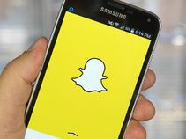 How to Create Puking Rainbow Images on Snapchat How to Create Puking Rainbow Images on Snapchat