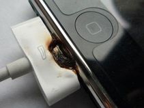 5 Ways You’re Accidentally Damaging Your Smartphone 5 Ways You’re Accidentally Damaging Your Smartphone