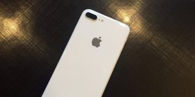 Leaked Metal Frames of Apple iPhone 7, 7 Plus Suggest a 'Jet White' Variant