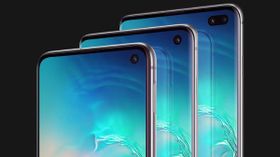 Best Smartphones With Punch Hole Display Available In India Best Smartphones With Punch Hole Display Available In India