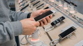 Why Are Smartphone Companies Increasing Prices?