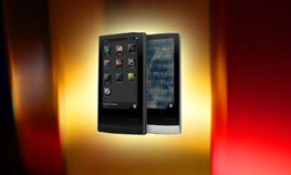 ಕೊವೊನ್ J3ಗೆ ಆಪಲ್ ಐಪೋಡ್ ಟಚ್ ಹೋಲಿಕೆ