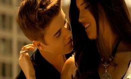 ಜಸ್ಟಿನ್ ಬೀಬರ್ಗೂ ಪ್ಯಾರ್ಗೆ ಆಗ್ಬಿಟ್ಟೈತೆ ಜಸ್ಟಿನ್ ಬೀಬರ್ಗೂ ಪ್ಯಾರ್ಗೆ ಆಗ್ಬಿಟ್ಟೈತೆ