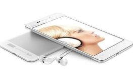 ವಿಶ್ವದ ಮೊದಲ 2ಕೆ ಸ್ಮಾರ್ಟ್‌ಫೋನ್‌ ಬಿಡುಗಡೆ