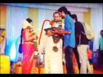 ರೆಕಾರ್ಡ್‌ ಸಹಿಗಾಗಿ ಮದುವೆಗೆ ಹೋದ ಬಿ.ಟೆಕ್‌ ವಿದ್ಯಾರ್ಥಿ: ವೀಡಿಯೋ ವೈರಲ್‌