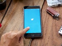 ನೇರ ಮೆಸೇಜ್ ಬಟನ್ನನ್ನು ಪರೀಕ್ಷಿಸುತ್ತಿರುವ ಟ್ವಿಟರ್.