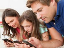 ಸ್ಮಾರ್ಟ್ಫೋನ್ನಲ್ಲಿ ಮಕ್ಕಳ ಏನೇನು ಮಾಡುತ್ತಾರೆ ತಿಳಿಯುವುದು ಹೇಗೆ? ಸ್ಮಾರ್ಟ್ಫೋನ್ನಲ್ಲಿ ಮಕ್ಕಳ ಏನೇನು ಮಾಡುತ್ತಾರೆ ತಿಳಿಯುವುದು ಹೇಗೆ?