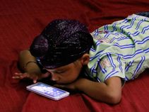 ಮಕ್ಕಳಿಂದ ಸ್ಮಾರ್ಟ್‌ಫೋನ್ ಬಳಕೆ ಬಿಡಿಸುವುದು ಹೇಗೆ? ಇಲ್ಲಿದೆ ಉತ್ತರ!!