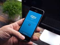 ಹೊಸ ವಿನ್ಯಾಸದ ಸ್ಕೈಪ್ ಅನ್ನು ಸ್ನೇಹಿತರೊಂದಿಗೆ ಬಳಸುವುದು ಹೇಗೆ