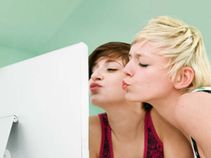 ಬಂದಿದೆ ಇಂಟರ್‌ನೆಟ್ TV: ಮೊಬೈಲ್ ಕನೆಕ್ಟ್ ಮಾಡಿ, ನೆಟ್‌ಫ್ಲಿಕ್ಸ್ ನೋಡಿ..!!