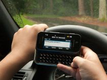 ಡ್ರೈವ್‌ ಮಾಡುವಾಗ ಮೊಬೈಲ್ ನಿಮ್ಮನ್ನು ಡಿಸ್ಟರ್ಬ್ ಮಾಡದಿರುವಂತೆ ಮಾಡುವುದು ಹೇಗೆ..?