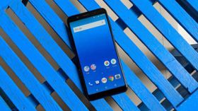 10,999ರೂ.ಬೆಲೆಯ ಈ ಫೋನ್ ಮುಂದೆ ರೆಡ್ಮಿ ನೋಟ್ 5 ಕೂಡ ವೇಸ್ಟ್!! 10,999ರೂ.ಬೆಲೆಯ ಈ ಫೋನ್ ಮುಂದೆ ರೆಡ್ಮಿ ನೋಟ್ 5 ಕೂಡ ವೇಸ್ಟ್!!