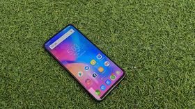 ಆಪಲ್, ಒನ್ಪ್ಲಸ್ಗಳನ್ನು ಮೀರಿಸಿದ ಭವಿಷ್ಯದ ಸ್ಮಾರ್ಟ್ಪೋನ್ 'ವಿವೊ ನೆಕ್ಸ್' !! ಆಪಲ್, ಒನ್ಪ್ಲಸ್ಗಳನ್ನು ಮೀರಿಸಿದ ಭವಿಷ್ಯದ ಸ್ಮಾರ್ಟ್ಪೋನ್ 'ವಿವೊ ನೆಕ್ಸ್' !!