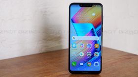 ಚೀನಾದಲ್ಲಿ ಹವಾ ಎಬ್ಬಿಸಿದ್ದ 'ಹಾನರ್​ ಪ್ಲೇ' ಮಾರಾಟ ಭಾರತದಲ್ಲಿ ಆರಂಭ!!