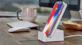 ಹೊಸ ಐಫೋನ್‌ನಲ್ಲಿ ಬರಲಿದೆ ವೇಗದ ವೈರ್‌ಲೆಸ್‌ ಚಾರ್ಜರ್‌..!