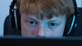 ಮಕ್ಕಳಿಗೆ ಸ್ಮಾರ್ಟ್‌ಪೋನ್ ನೀಡುವ ಪೋಷಕರೆ ಇದನ್ನೊಮ್ಮೆ ಓದಿ!