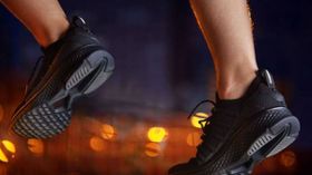 ಬಿಡುಗಡೆಯಾಗಿದೆ MI ಕಂಪನಿಯ ಹೊಸ 'ಸ್ಪೋರ್ಟ್ಸ್ ಶೂ'.!