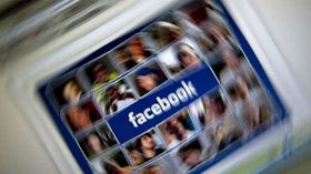 ನಿಮ್ಮ ಫೇಸ್ಬುಕ್ ಖಾತೆ ಸುರಕ್ಷತೆಗೆ ಪಾಸ್ವರ್ಡ್ ಬದಲಿಸಿ.!! ನಿಮ್ಮ ಫೇಸ್ಬುಕ್ ಖಾತೆ ಸುರಕ್ಷತೆಗೆ ಪಾಸ್ವರ್ಡ್ ಬದಲಿಸಿ.!!