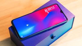 ಒನ್ಪ್ಲಸ್ 7 ಎಫೆಕ್ಟ್!..'ಒಪ್ಪೊ ಆರ್ 17 ಪ್ರೊ' ಬೆಲೆಯಲ್ಲಿ 10 ಸಾವಿರ ಇಳಿಕೆ!! ಒನ್ಪ್ಲಸ್ 7 ಎಫೆಕ್ಟ್!..'ಒಪ್ಪೊ ಆರ್ 17 ಪ್ರೊ' ಬೆಲೆಯಲ್ಲಿ 10 ಸಾವಿರ ಇಳಿಕೆ!!