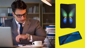 ದುಬಾರಿ ಫೋನ್ ಗಳ ಖರೀದಿಗೆ ಭಾರತೀಯರು ಎಷ್ಟು ದಿನ ಸಂಬಳಕ್ಕಾಗಿ ಕೆಲಸ ಮಾಡಬೇಕು ಗೊತ್ತಾ?