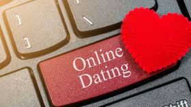 ಆನ್ಲೈನ್ ಡೇಟಿಂಗ್ ಮಾಡುವಾಗ ಸುರಕ್ಷತೆಗಾಗಿ ಈ ನಿಯಮಗಳನ್ನು ಅನುಸರಿಸಿ! ಆನ್ಲೈನ್ ಡೇಟಿಂಗ್ ಮಾಡುವಾಗ ಸುರಕ್ಷತೆಗಾಗಿ ಈ ನಿಯಮಗಳನ್ನು ಅನುಸರಿಸಿ!