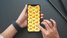 ಸದ್ಯ ಟ್ರೆಂಡಿಂಗ್‌ನಲ್ಲಿರುವ ಈ ವಾಲ್‌ಪೇಪರ್ ನಿಮ್ಮ ಫೋನಿನಲ್ಲಿ ಇದೆಯಾ?