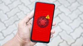 ಮಾಲ್‌ವೇರ್‌ಗಳಿಂದ ಮೊಬೈಲ್‌ ಕಾಪಾಡಿಕೊಳ್ಳುವುದು ಹೇಗೆ? ಈ ಟಿಪ್ಸ್ ಬಳಸಿದ್ರೆ ನೀವು ಸೇಫ್!‌