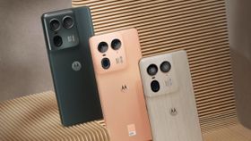 ಜೂನ್ 18ರಂದು Motorola Edge 50 Ultra ಸ್ಮಾರ್ಟ್‌ಫೋನ್ ಲಾಂಚ್; AI ಜೊತೆಗೆ ವಾವ್ ಎನಿಸುವ ಫೀಚರ್ಸ್‌ !