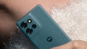 ಸದ್ದಿಲ್ಲದೇ Motorola Edge 50 Neo ಲಾಂಚ್; 512GB ಸ್ಟೋರೇಜ್.. 50MP ಕ್ಯಾಮೆರಾ.. ಬೆಲೆ ನೋಡಿ ಸದ್ದಿಲ್ಲದೇ Motorola Edge 50 Neo ಲಾಂಚ್; 512GB ಸ್ಟೋರೇಜ್.. 50MP ಕ್ಯಾಮೆರಾ.. ಬೆಲೆ ನೋಡಿ