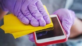 ಮಕ್ಕಳ ಸುರಕ್ಷತೆಗಾಗಿ ಬ್ಯಾಕ್ಟೀರಿಯಾಗಳಿಂದ ಸ್ಮಾರ್ಟ್‌ಫೋನ್ ಹೇಗೆ ರಕ್ಷಿಸಬೇಕು?