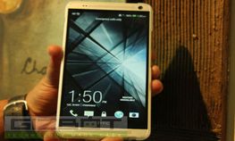 HTC വണ് മാക്സ് ഇന്ത്യയില് ലോഞ്ച് ചെയ്തു; വില 56,490 രൂപ HTC വണ് മാക്സ് ഇന്ത്യയില് ലോഞ്ച് ചെയ്തു; വില 56,490 രൂപ