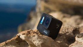 ഹെൽമെറ്റിലല്ല, നെഞ്ചത്തോ വണ്ടിയിലോ ഘടിപ്പിക്കാം ഈ കിടിലൻ ആക്ഷൻ ക്യാമറകൾ