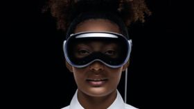 Apple Vision Pro | എആർ വിസ്മയവുമായി ആപ്പിൾ; ഫോണുകൾക്കും കമ്പ്യൂട്ടറുകൾക്കും പകരമാകാൻ വിഷൻ പ്രോ