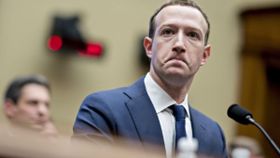 ഫെയ്സ്ബുക്കും ഇൻസ്റ്റഗ്രാമും പ്രവർത്തനരഹിതമായത് ഒരു മണിക്കൂർ; സക്കർബർഗിന് നഷ്ടം 23127 കോടി രൂപ ഫെയ്സ്ബുക്കും ഇൻസ്റ്റഗ്രാമും പ്രവർത്തനരഹിതമായത് ഒരു മണിക്കൂർ; സക്കർബർഗിന് നഷ്ടം 23127 കോടി രൂപ