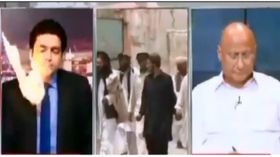 நேரலையில் செய்தியாளரின் முகத்தில் விழுந்த தீ-பந்து.! அப்புறம் என்ன ஆச்சு தெரியுமா?