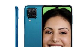 திடீர் விலைக்குறைப்பு.. அடிச்சு பிடிச்சு விற்பனையாகும் 6000mAh Samsung போன்! திடீர் விலைக்குறைப்பு.. அடிச்சு பிடிச்சு விற்பனையாகும் 6000mAh Samsung போன்!