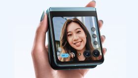 இந்த Motorola போனை வச்சிருந்த எல்லாரும் உங்கள வச்ச கண்ணு வாங்காம பாப்பாங்க.! ஆனா விலை கொஞ்சம் ஓவர்.. இந்த Motorola போனை வச்சிருந்த எல்லாரும் உங்கள வச்ச கண்ணு வாங்காம பாப்பாங்க.! ஆனா விலை கொஞ்சம் ஓவர்..
