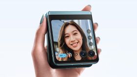யாரு விடுவா? Snapdragon சிப்செட்.. 32MP செல்பி கேமரா.. பிரபல மோட்டோரோலா போனுக்கு தள்ளுபடி.. எந்த மாடல்? யாரு விடுவா? Snapdragon சிப்செட்.. 32MP செல்பி கேமரா.. பிரபல மோட்டோரோலா போனுக்கு தள்ளுபடி.. எந்த மாடல்?