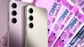 ரூ.89,999 க்கு அறிமுகமான Samsung போனை ரூ.29,449 க்கு விற்கும் Amazon.. ஆல் ஏரியாவிலும் ஆர்டர் பறக்குது! ரூ.89,999 க்கு அறிமுகமான Samsung போனை ரூ.29,449 க்கு விற்கும் Amazon.. ஆல் ஏரியாவிலும் ஆர்டர் பறக்குது!