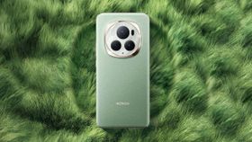 அதிரவிடும் விலை.. 180MP கேமரா.. 80W சார்ஜிங்.. 512GB மெமரி.. இந்தியாவுக்கு வந்த Honor போன்.. எந்த மாடல்? அதிரவிடும் விலை.. 180MP கேமரா.. 80W சார்ஜிங்.. 512GB மெமரி.. இந்தியாவுக்கு வந்த Honor போன்.. எந்த மாடல்?