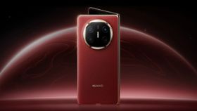 மிரட்டிவிட்டாப்ல.. 7.93 இன்ச் டிஸ்பிளே.. 100X ஜூம்.. 5110mAh பேட்டரி.. 66W சார்ஜிங்.. 12GB ரேம்.. எந்த மாடல்?