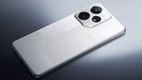யாரு சாமி அவன்.. ரூ.25000 பட்ஜெட்ல 7000mAh பேட்டரி.. SONY கேமரா.. OLED டிஸ்பிளே.. 12GB ரேம்.. எந்த மாடல்?
