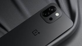யாரு சாமி அவன்.. 6260mAh பேட்டரி.. SONY கேமரா.. 50MP டெலிபோட்டோ.. AMOLED டிஸ்பிளே.. 80W சார்ஜிங்.. எந்த மாடல்? யாரு சாமி அவன்.. 6260mAh பேட்டரி.. SONY கேமரா.. 50MP டெலிபோட்டோ.. AMOLED டிஸ்பிளே.. 80W சார்ஜிங்.. எந்த மாடல்?