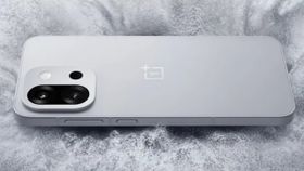 OnePlus அடிச்சான் பாரு.. 7500mAh பேட்டரி.. 100W பாஸ்ட் சார்ஜிங்.. 50MP கேமரா.. 1.5K டிஸ்பிளே.. எந்த மாடல்? OnePlus அடிச்சான் பாரு.. 7500mAh பேட்டரி.. 100W பாஸ்ட் சார்ஜிங்.. 50MP கேமரா.. 1.5K டிஸ்பிளே.. எந்த மாடல்?